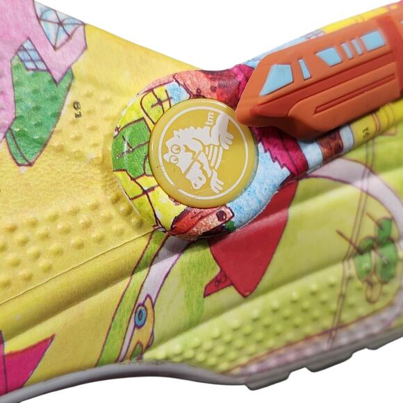 DISNEY CROCS WOMENS 9 MENS 7 MAGIC KINGDOM MAP W/ CHARMS STATEMENT COLORFUL FUN - Picture 10 of 10